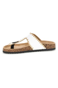 Ciabatte bianche con fibbia e dettaglio decorativo Me & Me 14206-ME u0026 ME Best