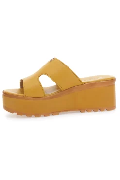 Ciabatte in vera pelle gialle 3403101-PITTARELLO LOVE Best