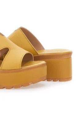 Ciabatte in vera pelle gialle 3403101-PITTARELLO LOVE Best