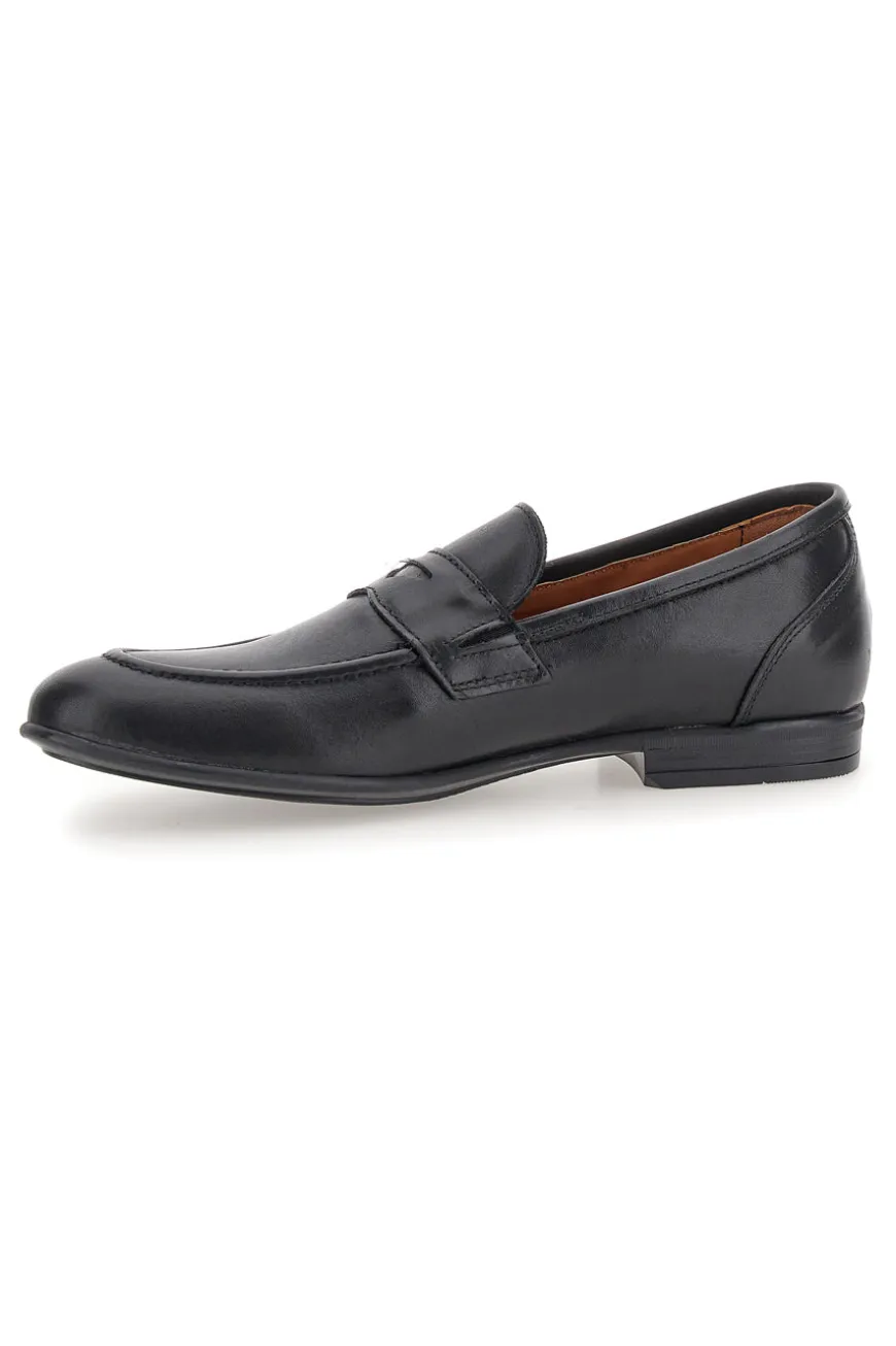 Mocassini neri in vera pelle Pittarello 070