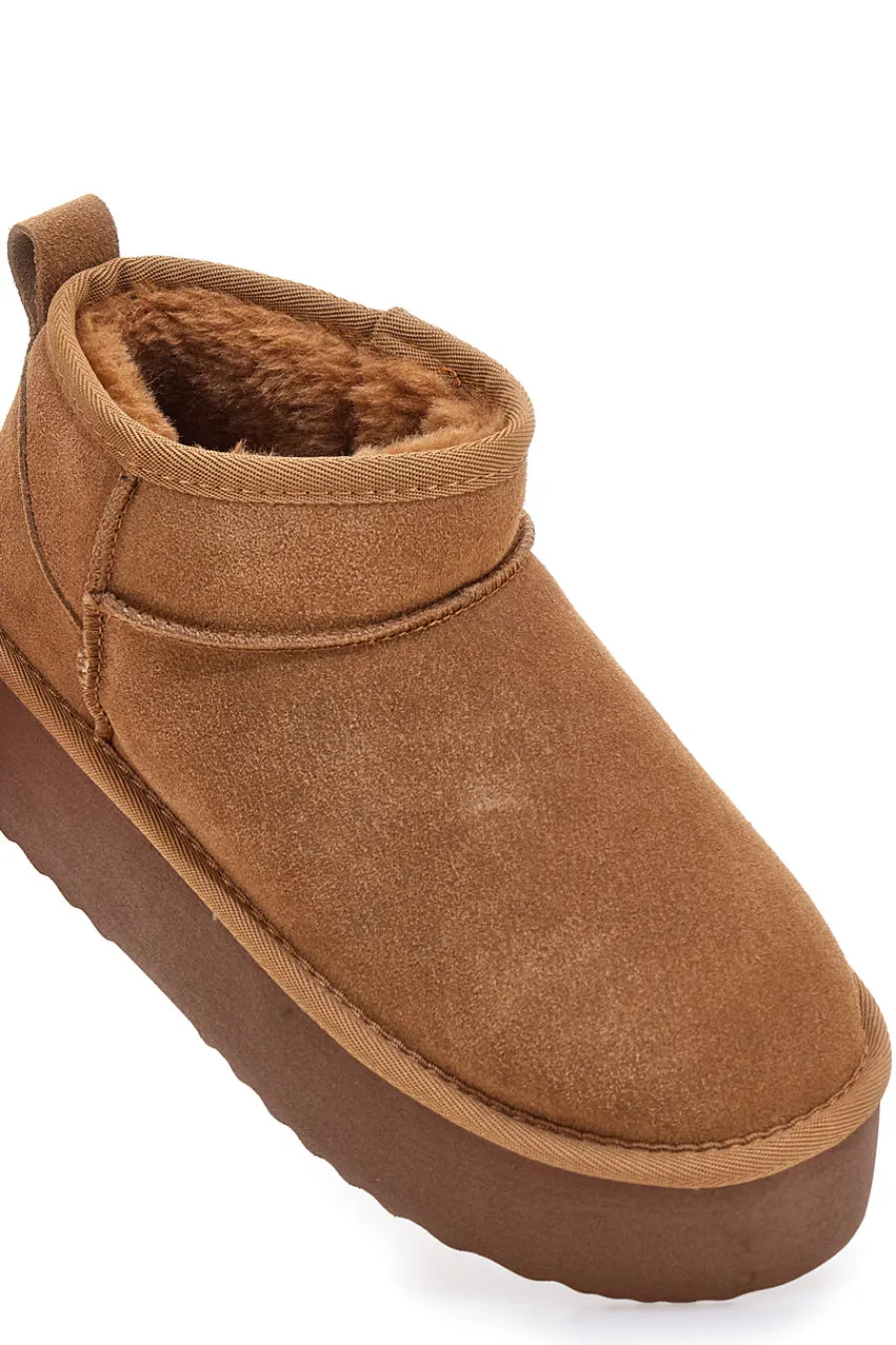 L1250 – Stiefeletten mit Plateausohle und Wildledereffekt in Kamelbraun-MON DIEU