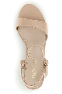Sandali beige con tacco largo e cinturino P697-FIRST LADY