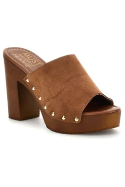Sandalo marrone con tacco e borchie Must Have 11233-PITTARELLO Hot