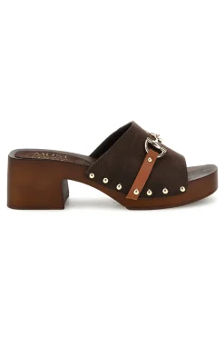 Sandalo marrone in pelle con tacco e borchie Must Have 11938-PITTARELLO Online