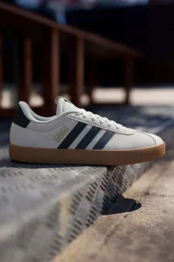 Sneakers beige con strisce nere e suola in gomma VL Court 3-ADIDAS Outlet