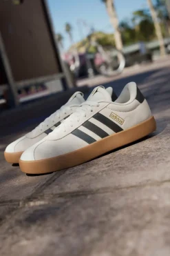 Sneakers beige con strisce nere e suola in gomma VL Court 3-ADIDAS Outlet
