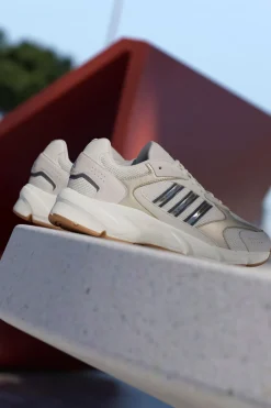 Sneakers beige in mesh con dettagli argento e suola Cloudfoam Crazychaos 2000-ADIDAS New
