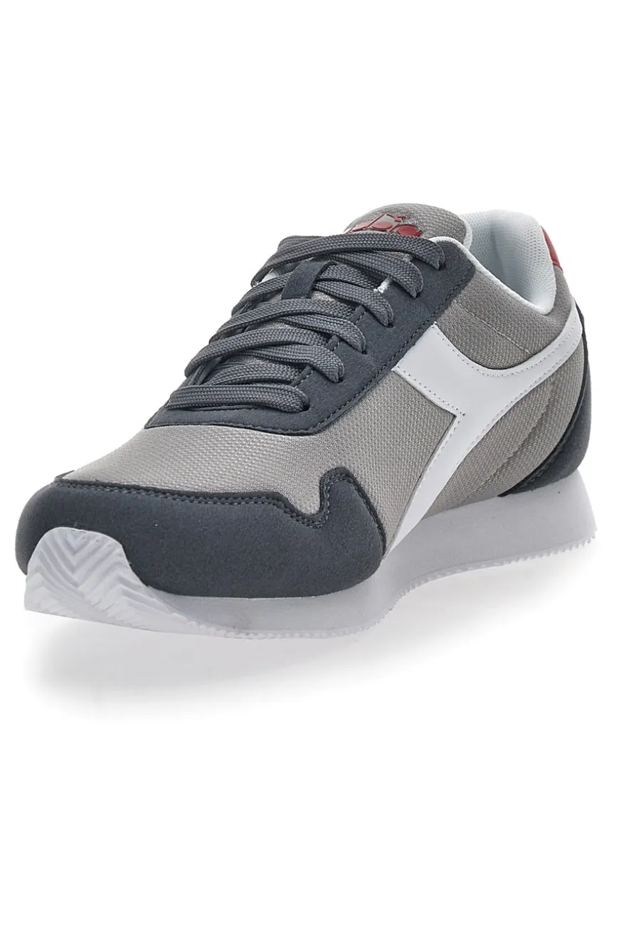 Sneakers Grigie con Fregio Bianco Diadora Simple Run