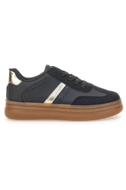 Sneakers nere con suola caramello e dettagli oro Me & Me GB2026-ME u0026 ME Clearance