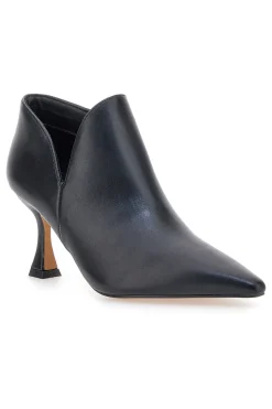 Stivaletto nero a punta con tacco a rocchetto B8830Q8820Q11-MON DIEU Outlet